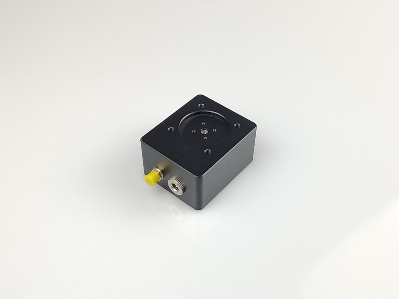 PD1650是一款波形響應范圍為900-1750nm的光電探測器，可用于氣體探測，在1654nm附近響應度為1.0A/W。